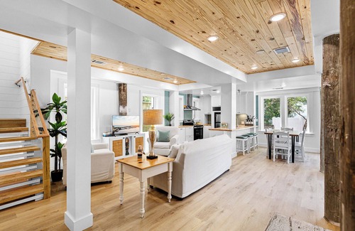 Gulfview Heights Casa | S. S. Minnow: vista al golfo, piscina privada climatizada, paseo a la playa y restaurantes.