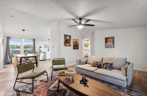 Canyon Lake Cabina | Events & Weddings With 14 Cabins Starlight Horizon