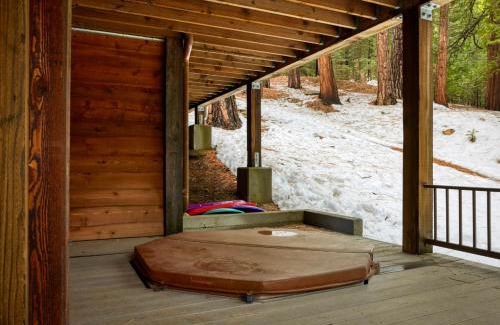 Cold Springs Casa | Evergreen Escape Lodge