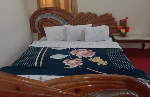 Miandam Hotel | Evergreen Hotel miandam