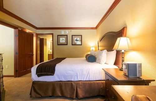 Olympic Valley Complejo | Everline Resort and Spa - 1 Bedroom Fireplace Suite