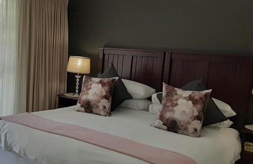 Bellville Casa | Eversview Guesthouse