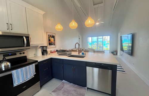 North Palmetto Point Cabaña | Every Room With a View
