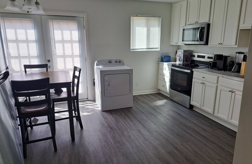 Albany Condominio | Everything you need and more!