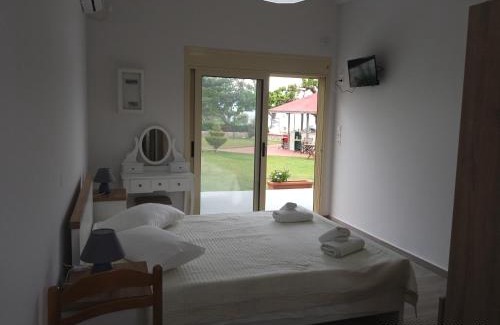 Lokroi Casa | Evoikos beach & resort
