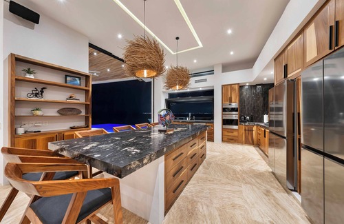 Isla Mujeres Villa | Evolve Isla - Spectacular New Oceanfront Villa