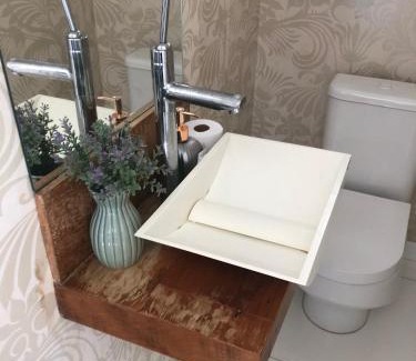 Rio Vermelho Apartamento | EXCELENTE APARTAMENTO 4 QUARTOS no RIO VERMELHO