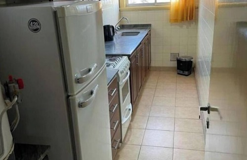 La Perla Apartamento | Excelente departamento en un piso alto de la ciudad a solo 200mts de la playa.
