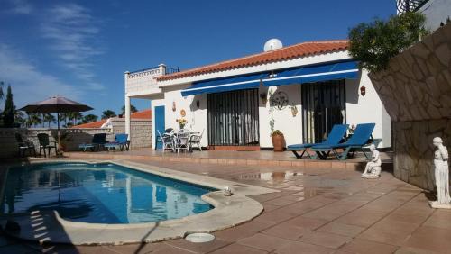 Callao Salvaje Villa | Excellent Azul Villa