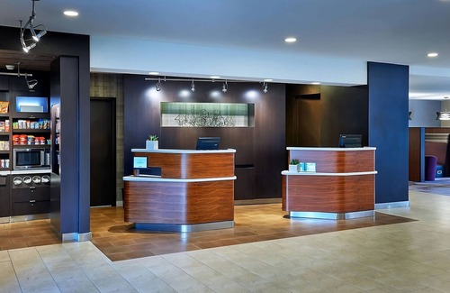Eden Prairie Hotel | Excellent Choice! Unit w/ Courtyard View, Indoor Pool, Pets are Welcome with Fee