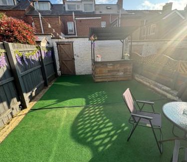 Holywood Apartamento | Excellent, comfortable location to visit Belfast