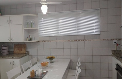 Vilas do Atlantico Casa | Excellent complete house in Vilas do Atlântico, 300 meters from the beach.