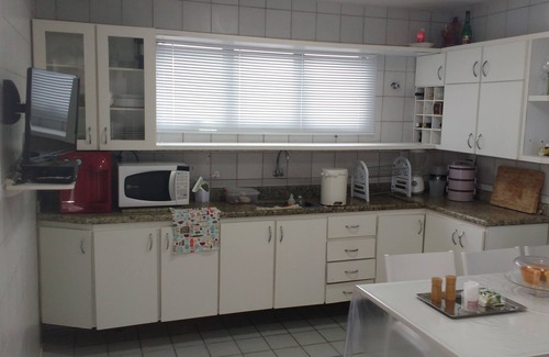 Vilas do Atlantico Casa | Excellent complete house in Vilas do Atlântico, 300 meters from the beach.