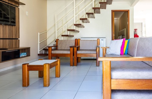 Taperapua Beach Casa | Excelente casa con piscina en condominio con comodidad y seguridad.