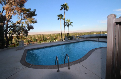 Araby Casa | Excelente ubicación, hermosa vista. Piscina y jacuzzi a pocos pasos.