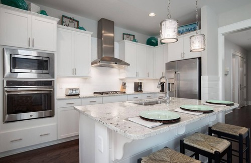 Santa Rosa Beach Casa | ¡Nuevo hogar! Hermosa decoración, mirar fotos, 4 hab, garaje, sin construcción cerca!