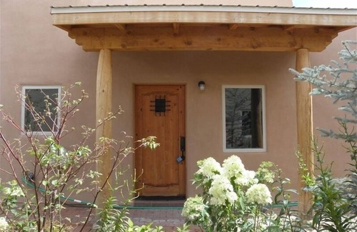 Taos Condominio | EXCELENTES RESEÑAS Hermosa Casa Paloma, Plaza, Jacuzzi, Ski, TRANQUILO!