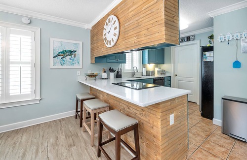 Demere Park Casa | Excellent Village Location | Private Pool | EV Charger | Dog Friendly!