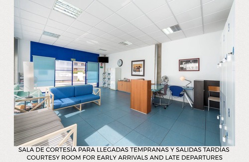 Playa Blanca Villa | Excelente villa con piscina privada, parking, WIFI gratis, 50m. Marina Rubicon