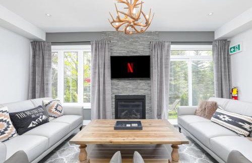 The Blue Mountains Casa | Exceptional 3 BDRM Townhome - 4 Seasons Rental