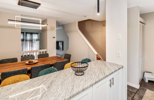 Powelton Village Casa | Exceptional 4BR/4BT +1CarParking +Outdoor Spaces!