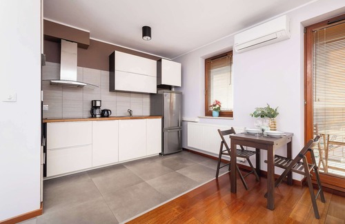 Zakrzowek Apartamento | Exceptional Apartment with Balcony by Noclegi Renters