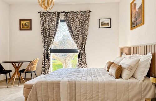 Chateaurenard Cama Y Desayuno | EXCEPTIONAL BED & BREAKFAST IN A PROVENCAL MAS with gourmet breakfast