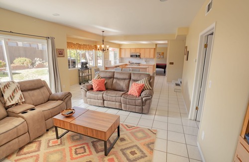 Camarillo Casa | Exceptional Custom Spacious Camarillo Home