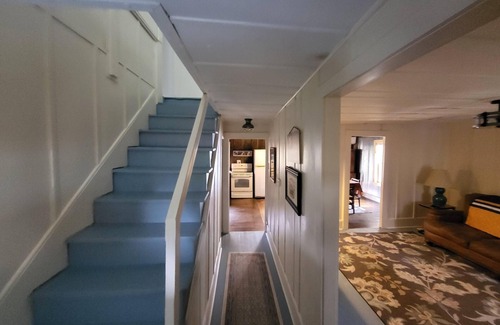 Fayetteville Casa | EXCEPTIONAL ! Modern Comfort in Historic Fayetteville Home 3 BR 2 Bath @ NRG