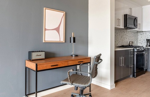 Piedmont Avenue Apartamento | Exceptional Oakland 1BR w/ Gym & Courtyard, nr Shopping, by Blueground