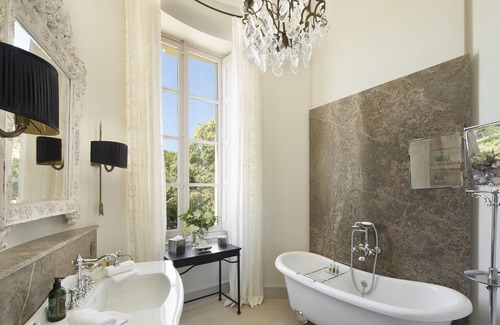 Fontvieille Villa | Excepcional castillo privado en el corazón de la Provenza, cerca de St. Rémy