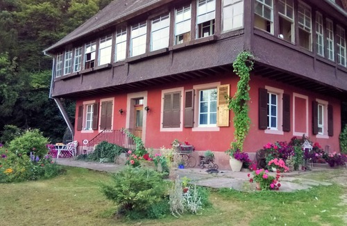 Munster Apartamento | Sitio excepcional en el borde del bosque, entre montañas y campo.