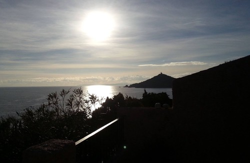 Saint-Raphael Casa | Vista excepcional y sitio a 100 m del mar - Bastidon (Agay / Esterel / Var)