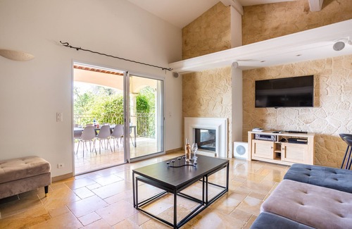 Callas Villa | Exceptional villa for 8 people- Swimming pool 75 M2- Petanque ground-Billiards..