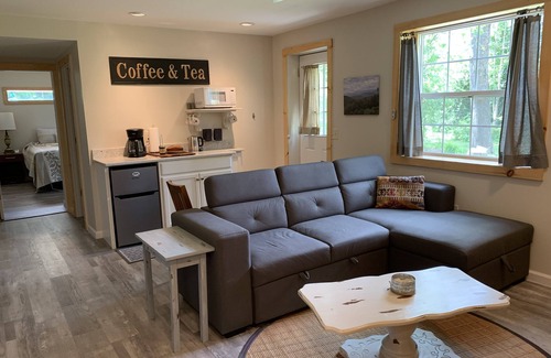 Asheville Apartamento | EXCEPTIONALLY CLEAN-SUPER QUIET-VERY COMFY & CLOSE TO ASHEVILLE !!