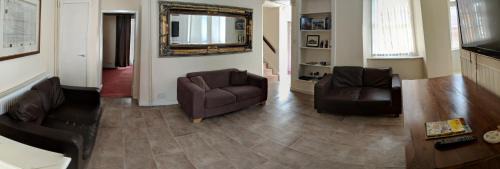 Lincoln Casa | Exchequergate