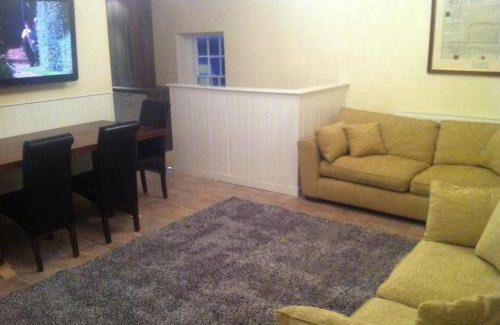Lincoln Casa | Exchequergate