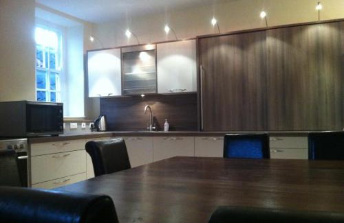 Lincoln Casa | Exchequergate