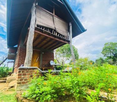 Buttala Cabina | Exciting Tree house and 2 Chalets, Spring valley farm stay Buttala, Okkampitiya