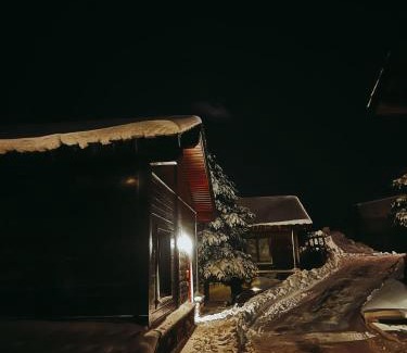 Soldeu Casa | Exclusiva Cabaña en Incles - Vistas al Valle & Pistas de Ski Grandvalira - Free Parking
