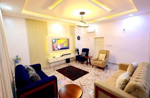 Ofin Apartamento | Exclusive 3-Bed Apartment in Lagos