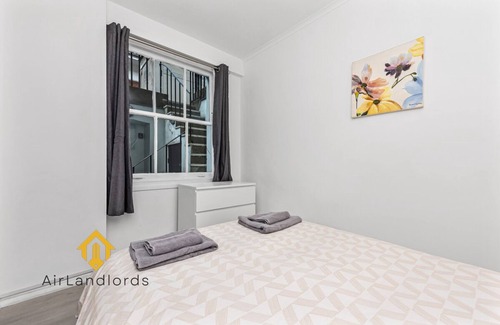 St. Pancras Apartamento | Exclusive 4 bedroom apartment in Russell Square