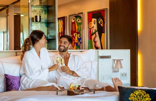 Playa Mujeres Hotel | ✨Exclusive Amenities 👥 Adults-Only Studio 🛁 Private Jacuzzi