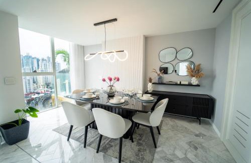Punta Paitilla Apartamento | Exclusive and Luxurious 2BR at Wanders & Yoo