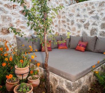 Faralya Cama Y Desayuno | Exclusive and Romantic Boutique Hotel