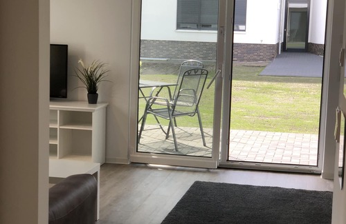 Großraschen Condominio | Exclusivo apartamento en el lago Großräschen con terraza