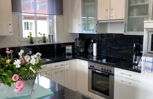 Oberstaufen Apartamento | Fewos Herrmann en la casa Hochgratblick - Fewo 1, planta baja, 2 dormitorios, Oberstaufen