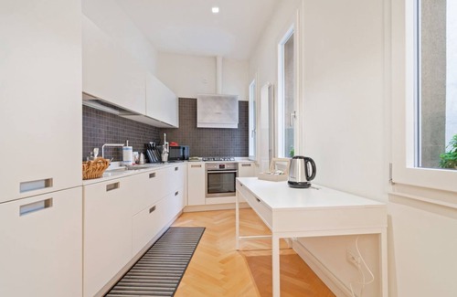 Historic Centre Apartamento | San Fermo 21 - ¡Estancia de lujo en el corazón de Padua!