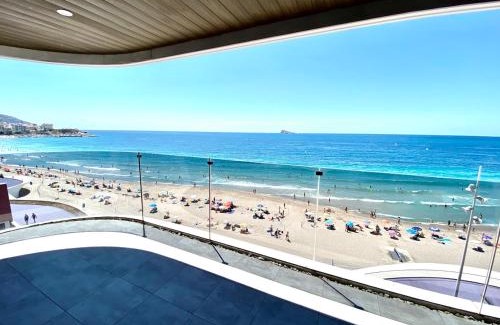 Benidorm Apartamento | Exclusive Apartments on the first line of Benidorm Sol y Mar