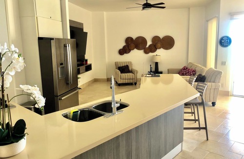 Playa Blanca Apartamento | Exclusive Beach Apartment in Puntarena
